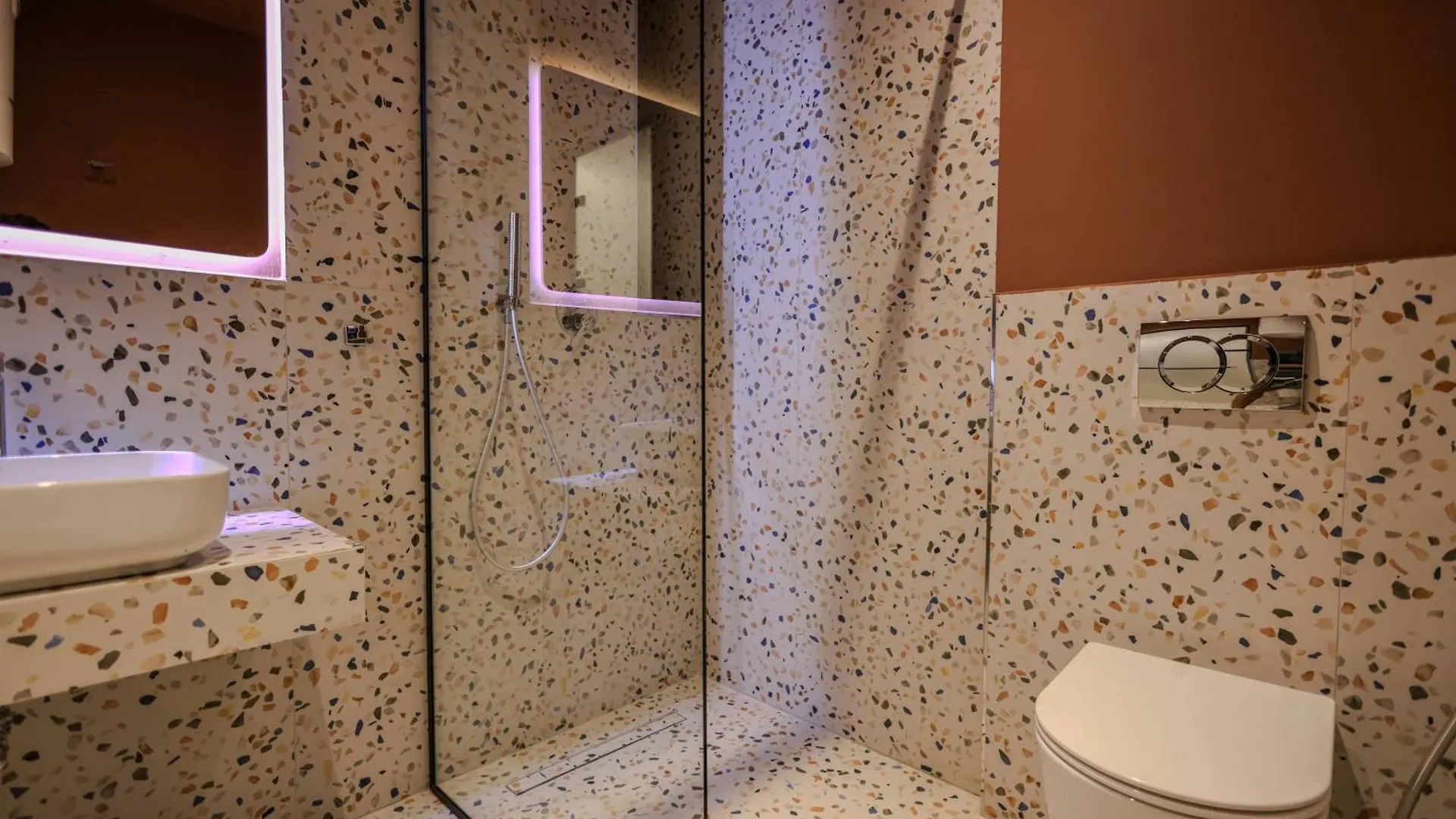 Grandstay Studios Durrës 0*,