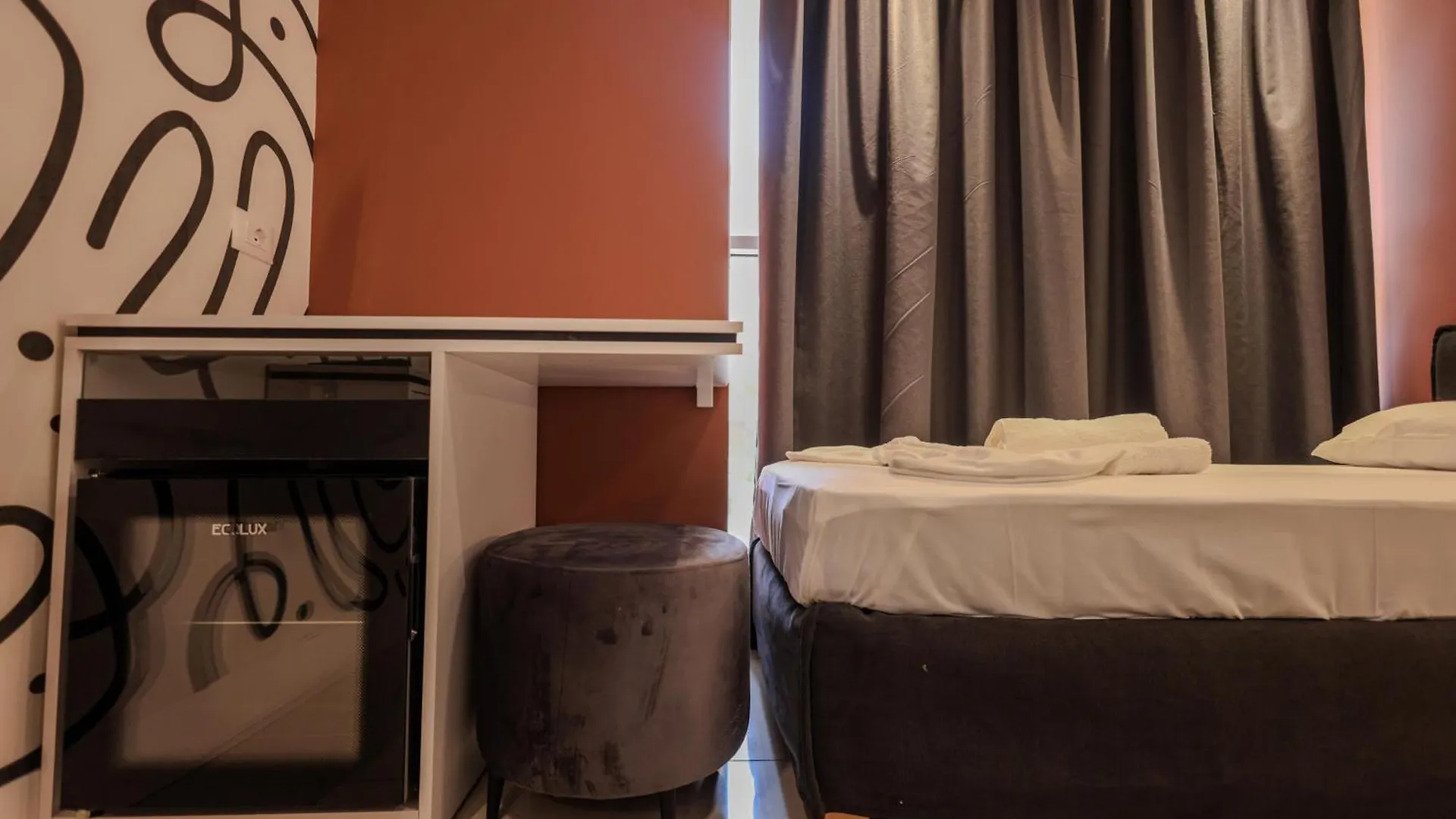 Apartment Grandstay Studios Durrës