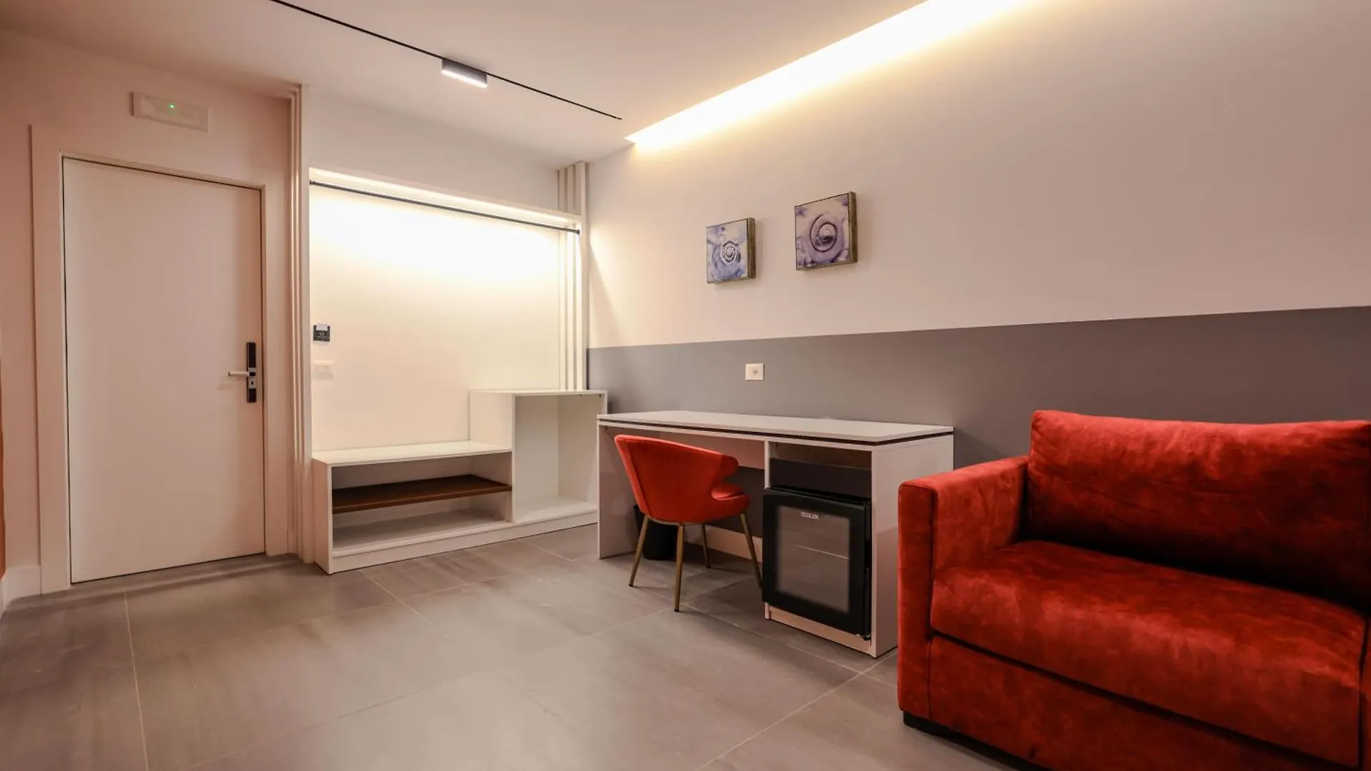 Grandstay Studios Durrës