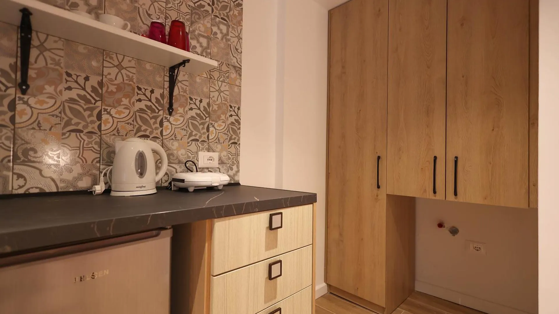 Grandstay Studios Durres Apartment