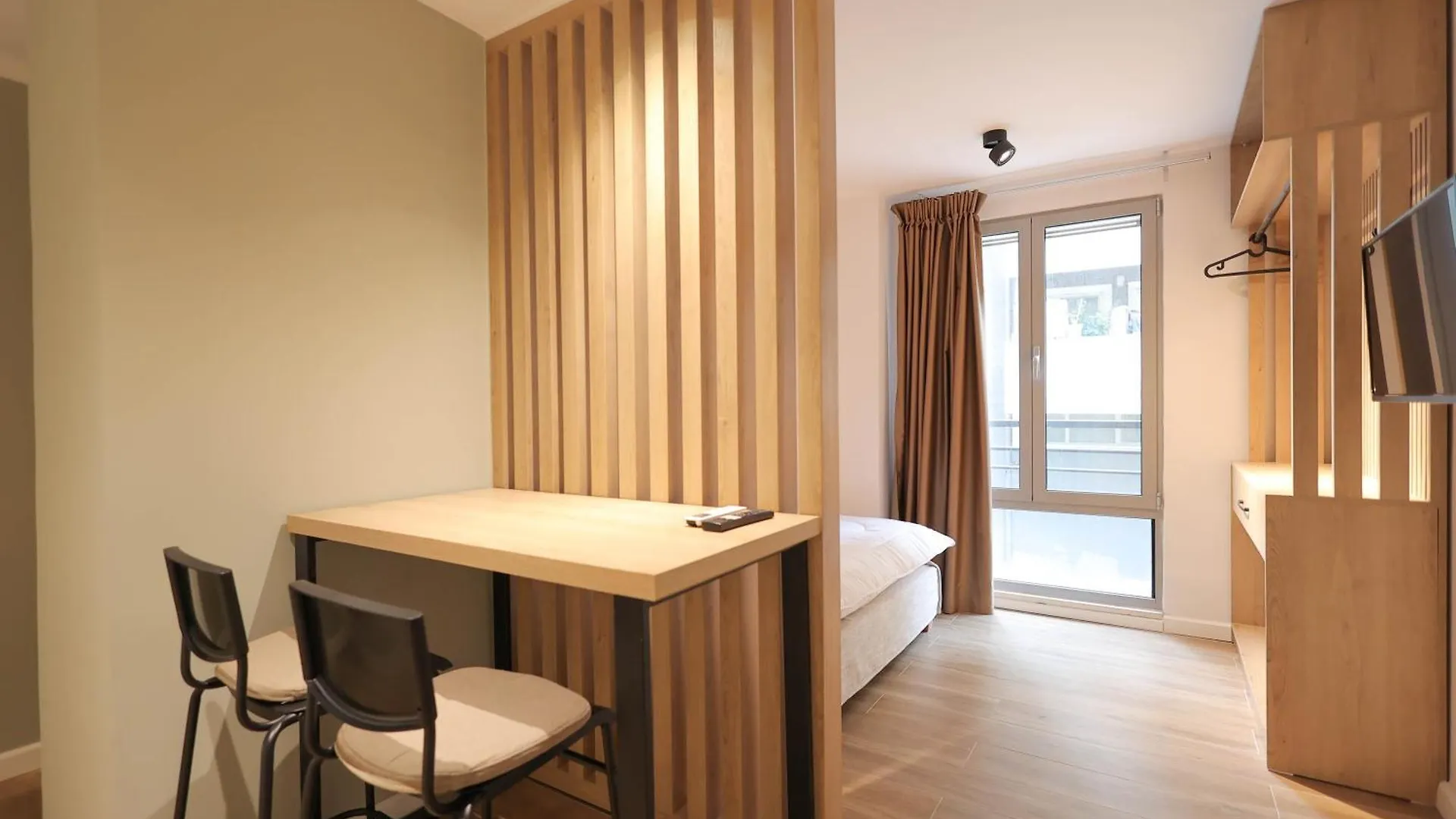 Grandstay Studios Durres 0*,