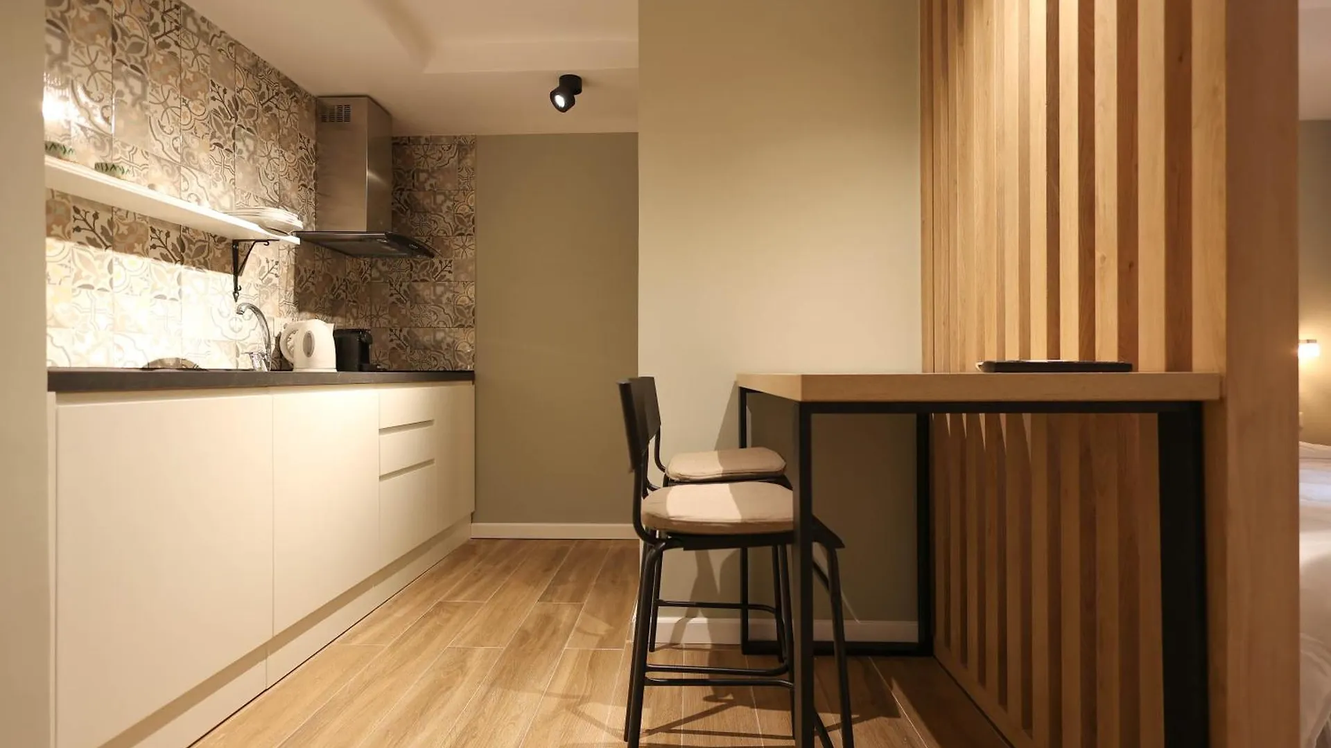 Grandstay Studios Durres 0*,