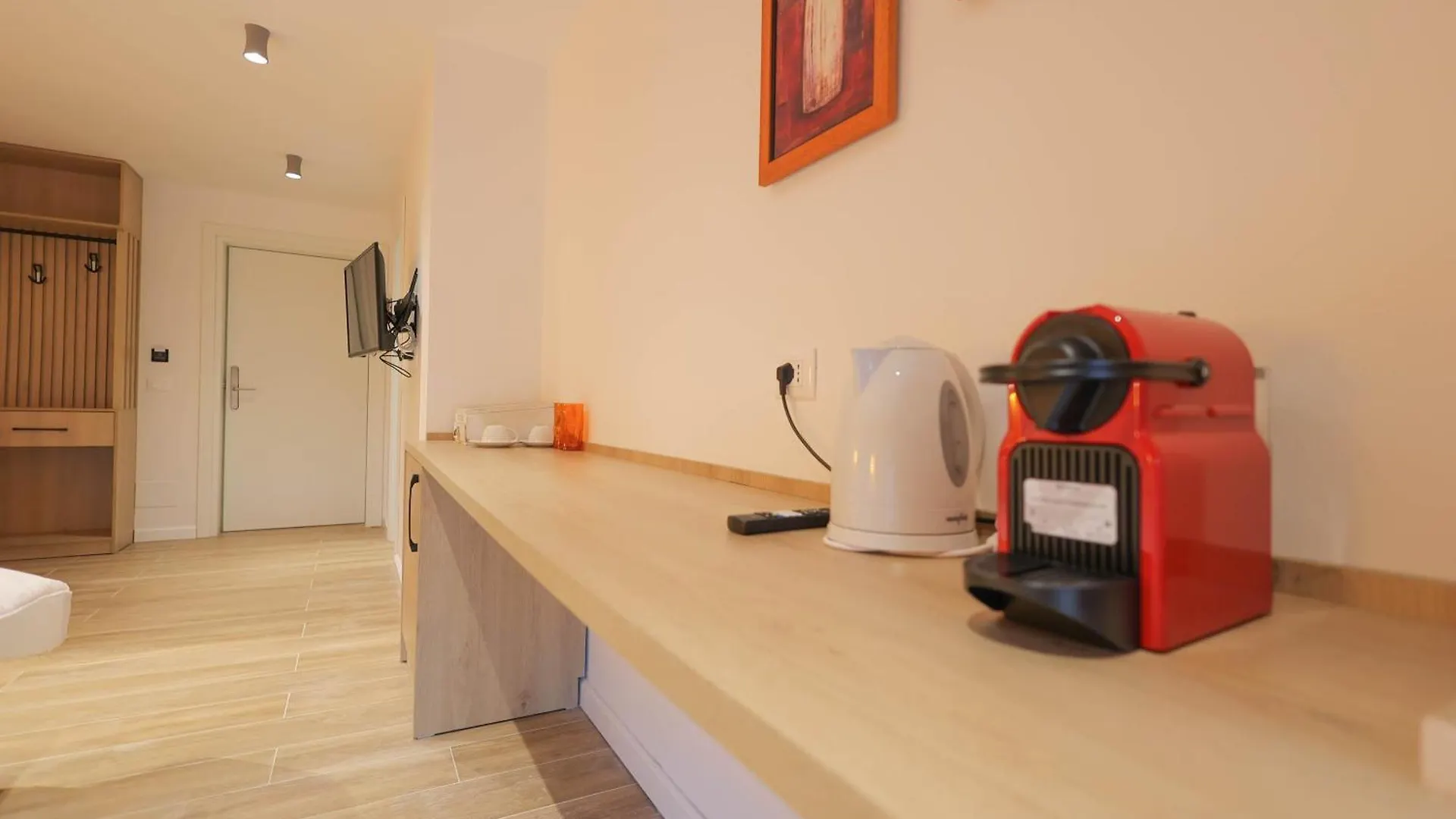Grandstay Studios Durres